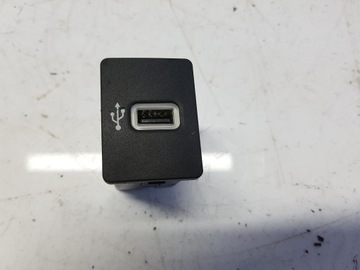 FORD TRANSIT MK8 LIFT gniazdo USB port moduł
