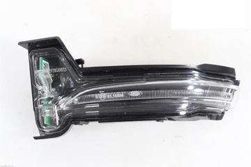 Сигнал повороту мигалка LED FORD FOCUS MKIV 18 19 20