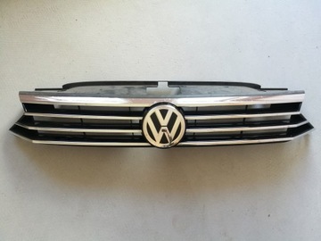Решетка решетки радиатора VW Passat B8 3g0853653