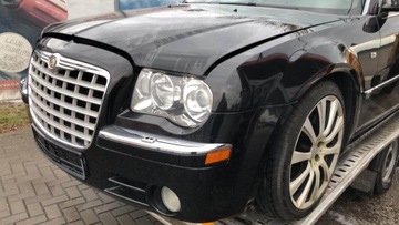 ZDERZAK PRZEDNI GRILL CHRYSLER 300C CZARNY