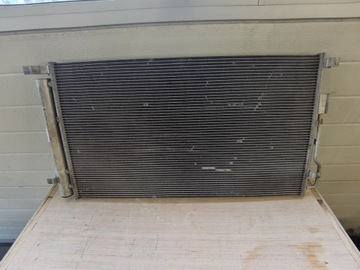 HYUNDAI Tucson III-радіатор кондиціонера