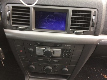 VEctra C Lift Radio CD 70 Navi monitor повний комплект