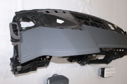 Audi A6 A7 C8 - сіра гладка шкіра + повітряна сумка .  - 8