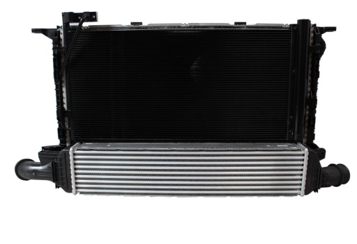 Комплект радиатора AUDI Q3 11 - 2.0 TDI 8u0145803b - 2