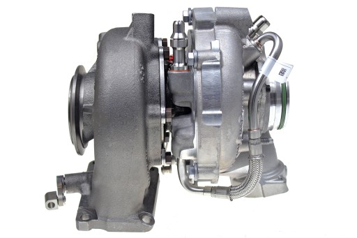 TURBOSPRĘŻARKA NOWA 18589700014 BMW X3/X4 M40D 3.0 - 4