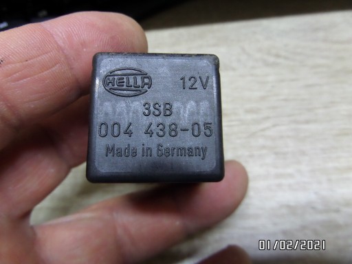 РЕЛЕ 004 438-05 HELLA VOLVO 460 - 5