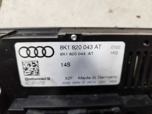 Панель вентиляційного отвору кондиціонера AUDI A4 B8 LIFT - 2