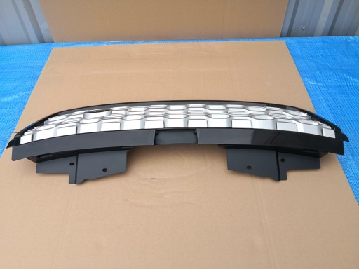 LAND ROVER DISCOVERY SPORT L550 LIFT 19-GRILL - 9