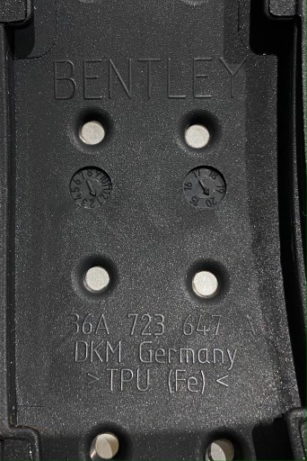Bentley Bentayga накладка 36b723173a, 36a723647a - 5