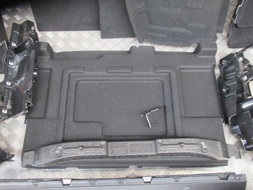 Елементи багажника Mercedes GT AMG X290 - 6