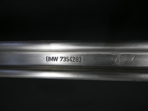 BMW G30 G31 крепление топливного бака 7354283 - 2