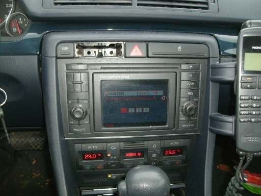 GPS навігація радіо AUDI A4 B6 повний комплект PIN - 1