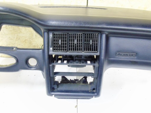 Приладова панель кокпіт консоль AUDI 80 B4 93 - 4