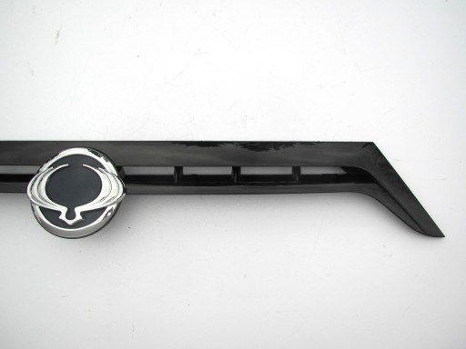 SSANGYONG TIVOLI 2015 - 2018 atrapa grill LOGO OE - 3