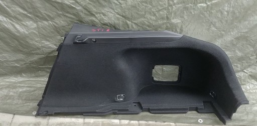Обшивка багажного відсіку права KIA STINGER 19R - 2