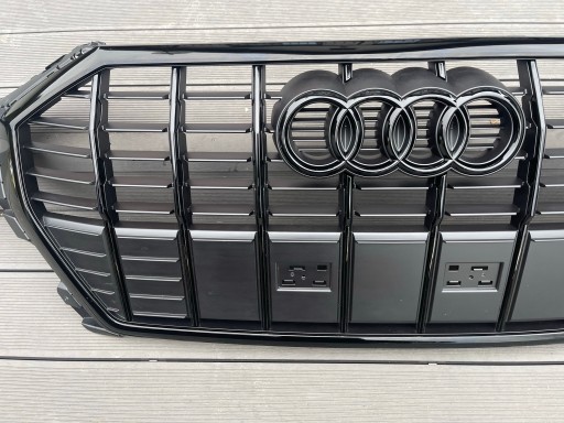 Решітка радіатора Audi Q3 83A 83a853651e - 4