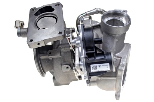 TURBOSPRĘŻARKA NOWA 18589700014 BMW X3/X4 M40D 3.0 - 5