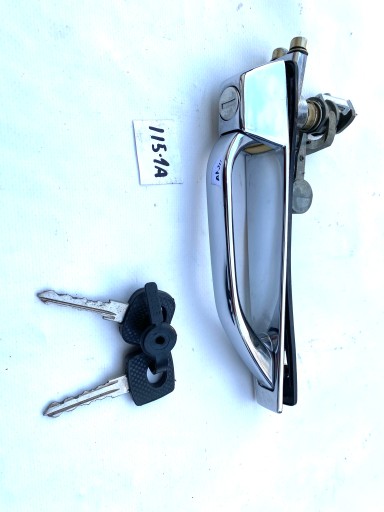 NOS klamka drzwi Mercedes R107 C107 z kluczykiem - 1
