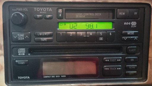 RADIO + CD TOYOTA CARINA CELICA COROLLA RAV4 - 1