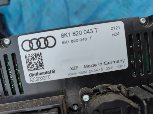 AUDI A4 B8 LIFT панель вентиляційного отвору кондиціонера 8K1820043T - 5