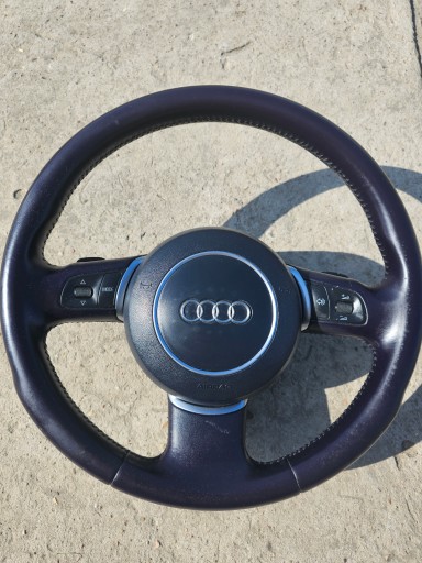 Kierownica Audi A8 D3 OKAZJA! Okrągła Poduszka - 1