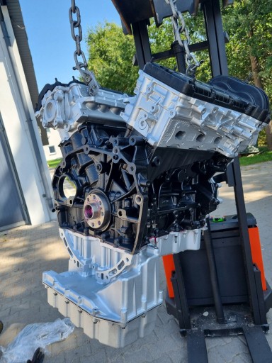 Двигун EXF CHRYSLER 300 / - C (LX) 3.0 CRD V6 - 3