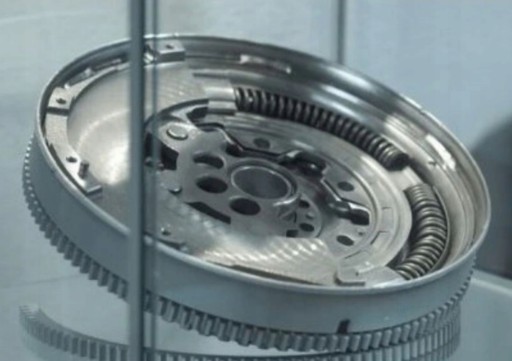 Двомасове колесо CITROEN C3 1,6 HDI 110-115KM 2012-18 - 2
