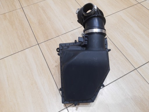 Obudowa filtra powietrza BMW X3 G01 - 3
