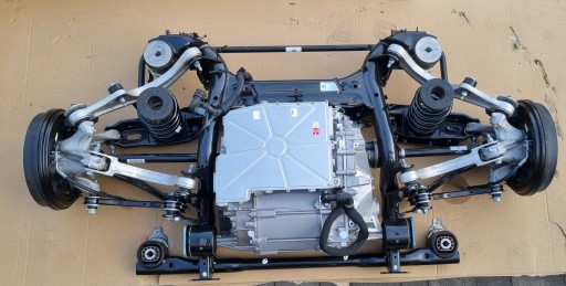 Електродвигун EBJ 204km коробка передач uyx компл. Audi Q4 e-tron 23r - 1