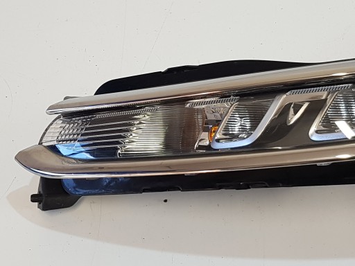 C3 AIRCROSS Lampa LED DRL lewy 19r. - 3