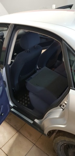 Ущільнювач дверей пд зд Audi A4 B5 седан - 1