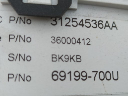 LICZNIK ZEGARY VOLVO V70 III S80 XC70 XC60 T6 - 2