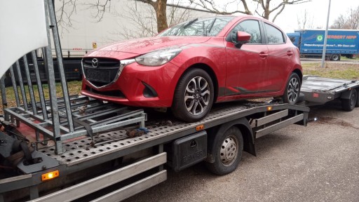 Капот Mazda 2 2015/21 під двигун комплект - 1