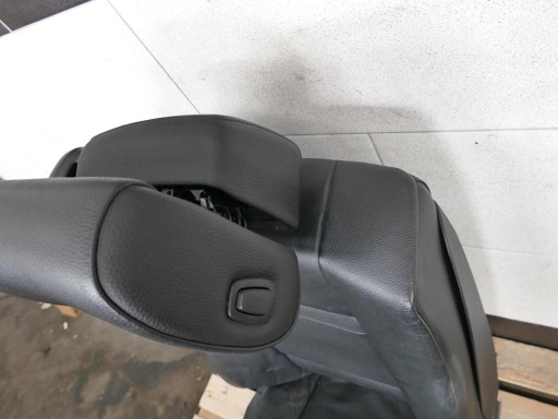 BMW 3 E93 Li сиденье правый передний с подогревом активный - 9