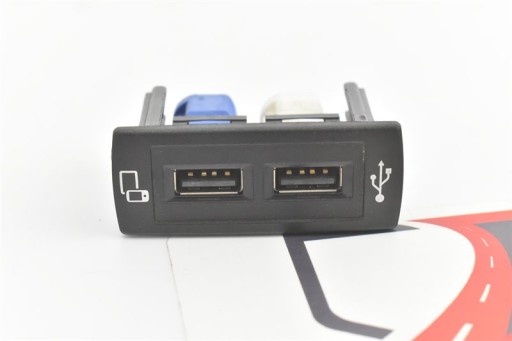 Панель роз'єм USB порт a4478200902 MERCEDES VITO W447 14 - - 1