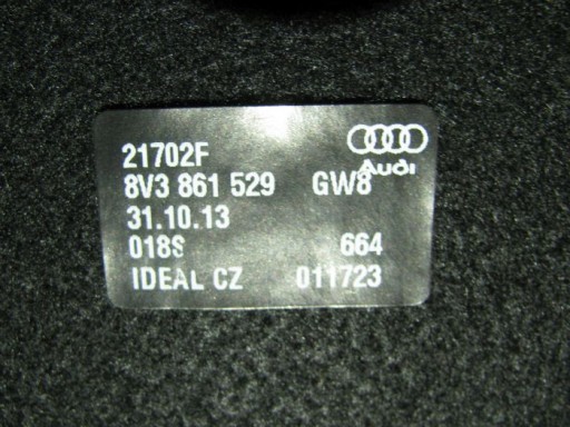 AUDI A3 підлогове покриття багажника 8V3861529 - 3