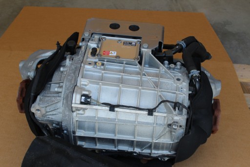 Silnik elektryczny tył 300kW/408PS Audi e-tron 55 - 5