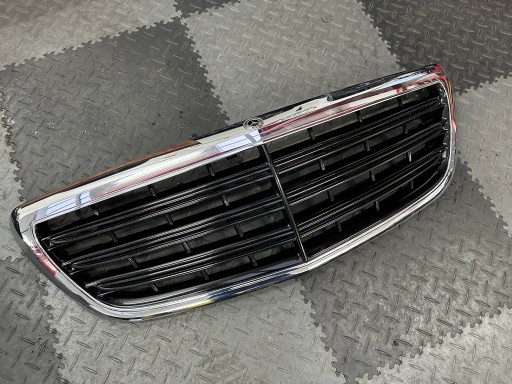 Mercedes S-Class W222 Lift Grill оригінальний комплект - 2