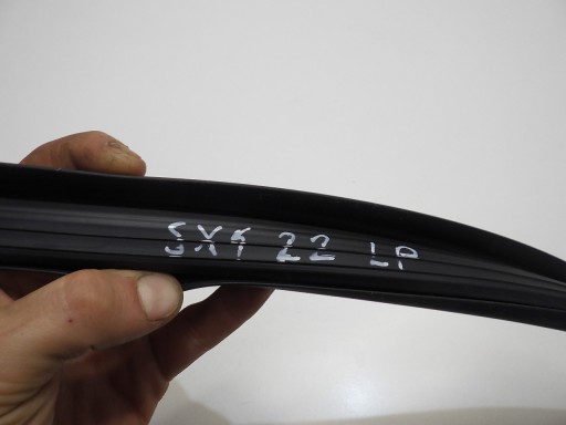 SX4 S CROSS 22R N. MODEL прокладка лобового скла ліва передня - 3