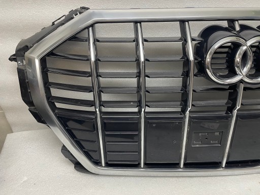 решітка радіатора Audi Q3 II 83A 83a853651b - 2