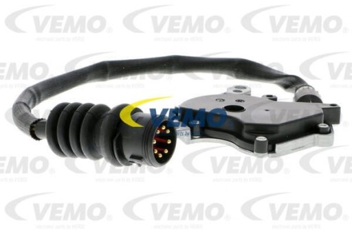 Переключатель фонаря заднего хода V10-73-0021 VEMO AUDI - 2