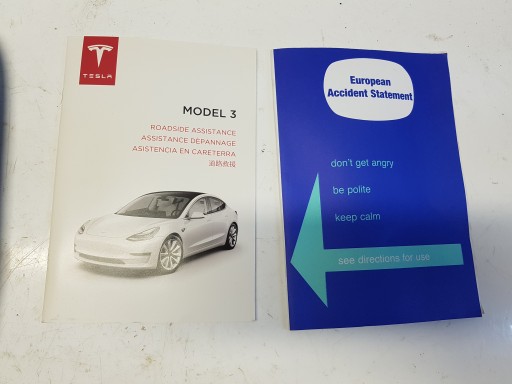 TESLA MODEL III 3 etui książka instrukcja obsługi - 2