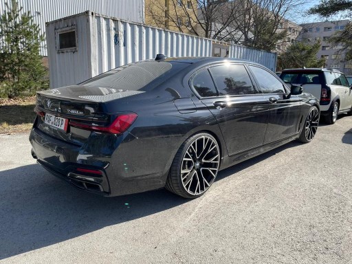 BMW 760I G12 zestaw bodykit przed lift na polift - 15