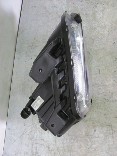 Hyundai Kona лампа права передня 92102-J9000 - 3