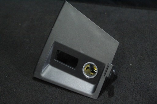 Кришка розетки USB прикурювач розетка BMW F39 F48 - 1