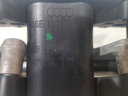 Впускной коллектор планка AUDI A4 B8 A5 3.2 06E133110S - 6