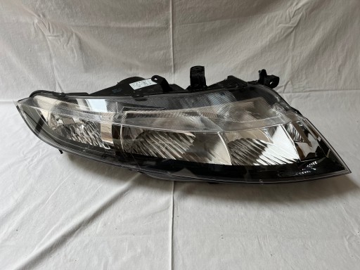 Lampa Prawy Reflektor HONDA CIVIC VIII (8) HB 05- - 2