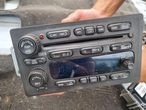 HUMMER H2 03-07R RADIO CD - 1