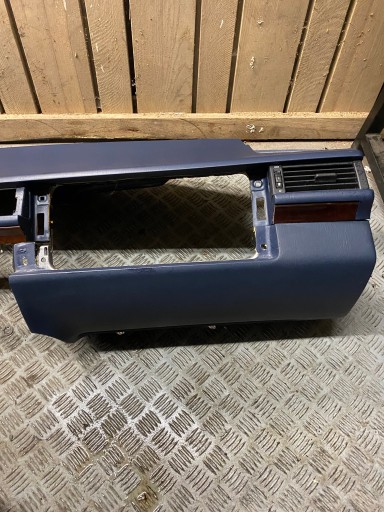 Приладова панель кабіни темно-синя консоль MERCEDES W124 COUPE - 9