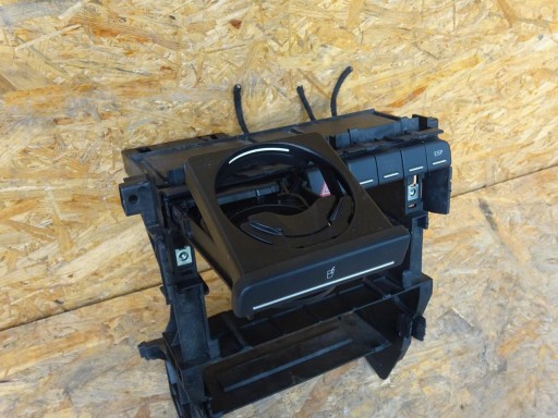 Ауди А4 В7 рамка держатель корзина радио аварийные переключатели 2-DIN 8E0858005F - 12